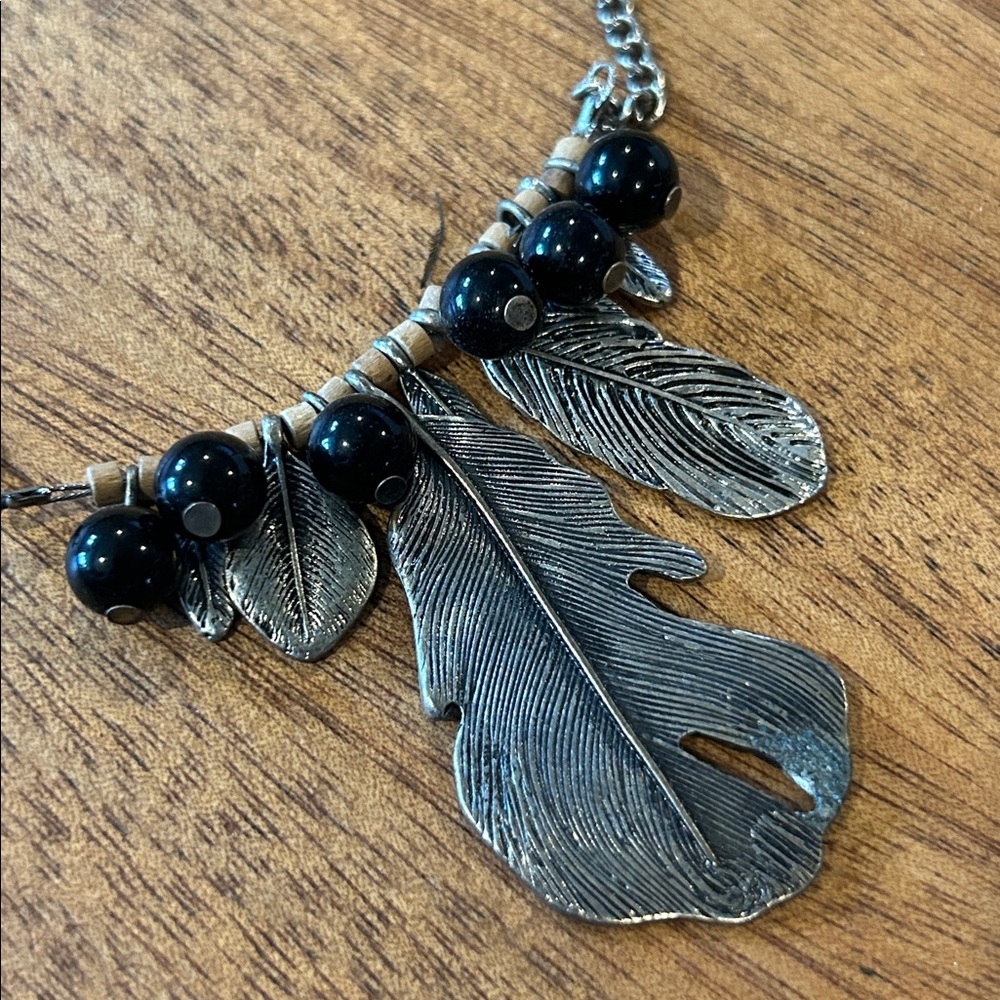 Boho Vintage Tribal Western Silver Feather Necklace with Black Beads - Picture 4 of 4